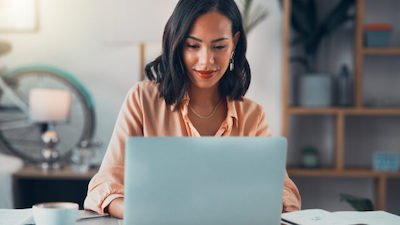 lady on laptop